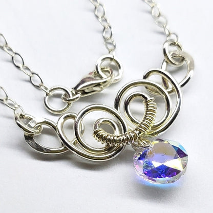 Silver Wire Sculpted Round Crystal Pendant Necklace