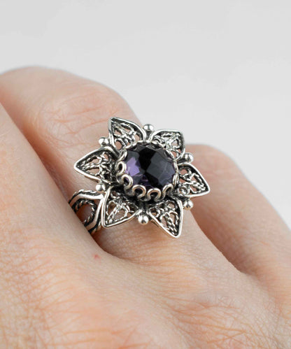 Filigree Art Amethyst Gemstone Daisy Flower Women Silver Cocktail Ring