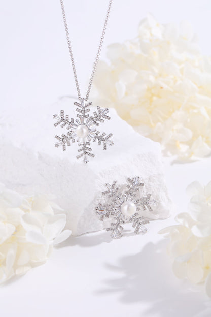 ❄️ Luxe Silver Pavé Snowflake Brooch & Necklace - Convertible Pearl Statement Piece